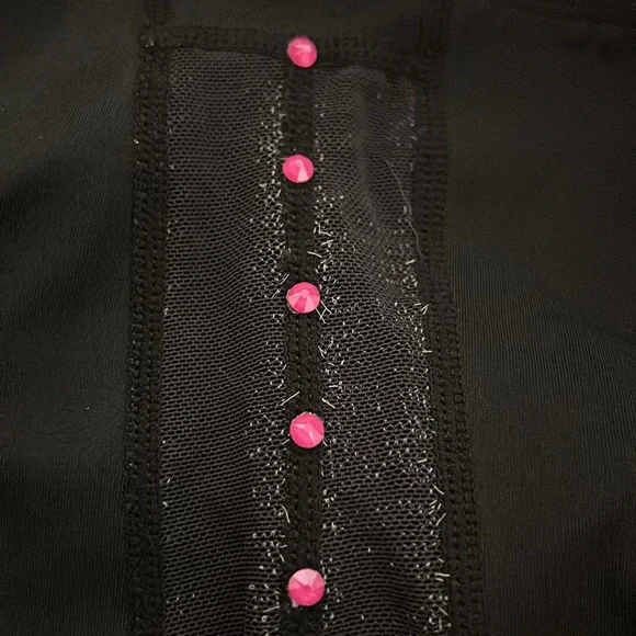 So Pink & White Bra Top with Embellishments & Balera Cropped Leggings Costume - Picture 16 of 17